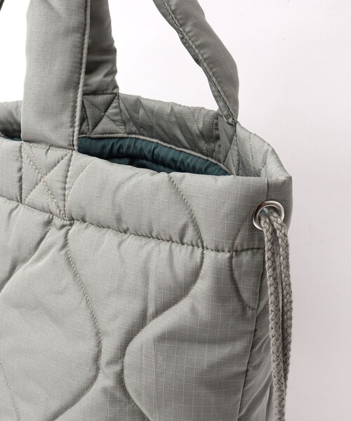 TAION（タイオン）の「【TAION/タイオン】MILITARY DOWN TOTE BAG M（トートバッグ・メンズ・チャコールグレー/ブラック/ミント/キャメル・FREE）」の9枚目の写真