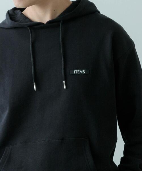 ITEMS URBANRESEARCH（アイテムズ アーバンリサーチ）の「『XLサイズあり』シリコーンワッペン スウェット プルオーバーパーカー（パーカー・メンズ・オフホワイト/ブラック/ブルー系その他・X-LARGE/MEDIUM/LARGE）」の11枚目の写真