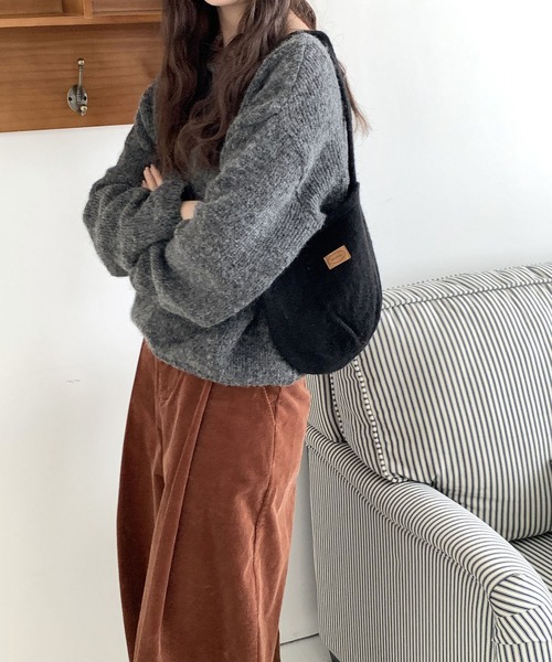 LA VORAGINE（ラ ヴォラジネ）の「ニットハンドバッグ（ハンドバッグ・レディース・ブラック/ブラウン/グレー/グリーン/アイボリー/ネイビー/ピンク/レッド・FREE）」の3枚目の写真