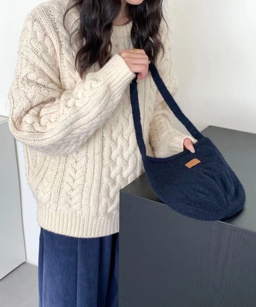 LA VORAGINE（ラ ヴォラジネ）の「ニットハンドバッグ（ハンドバッグ・レディース・ブラック/ブラウン/グレー/グリーン/アイボリー/ネイビー/ピンク/レッド・FREE）」の12枚目の写真