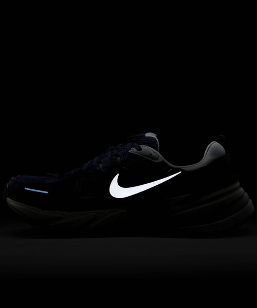 NIKE（ナイキ）の「ナイキ V2K ラン シューズ / Nike V2K Run