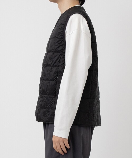 TAION（タイオン）の「【TAION/タイオン】V NECK BUTTON DOWN VEST/軽量/洗える（ベスト・メンズ・ブラック・MEDIUM/LARGE/X-LARGE）」の13枚目の写真