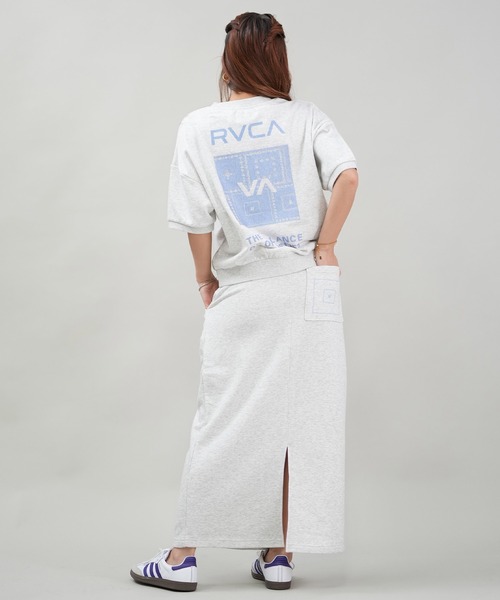 RVCA(ルーカ)の「RVCA/ルーカ バンダナ柄/トレーナーTシャツ BF043-032(スウェット・レディース・ブラック/グレー/ホワイト・L/M)」の17枚目の写真