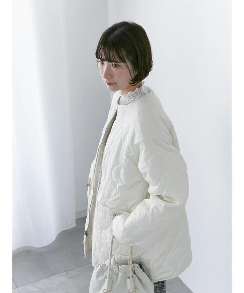 Samansa Mos2 blue（サマンサモスモスブルー）の「ボア×キルトリバーシブルコート（ブルゾン・レディース・グレー/ブラック/キナリ・F）」の2枚目の写真