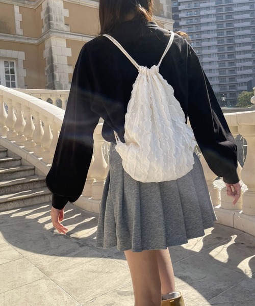 LAC-VERT（ラック・ヴェール）の「ガーリーフリルナップサック（バックパック/リュック・レディース・ピンク/アイボリー・FREE）」の19枚目の写真