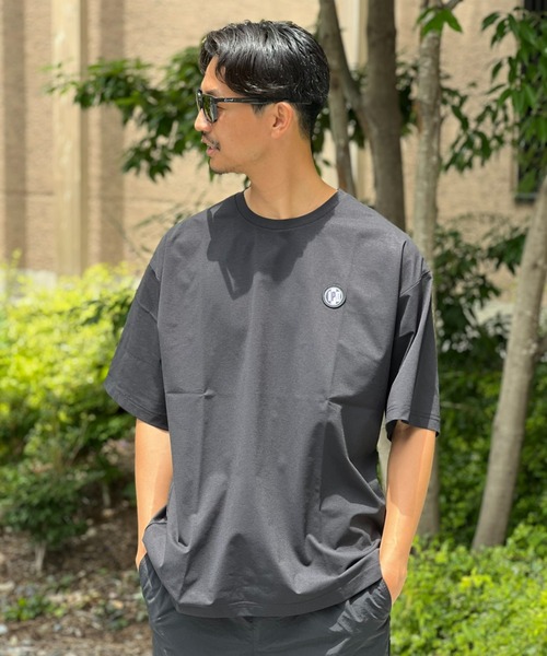 IPD(アイピーディー)の「【IPD】 OG RASH SS ラッシュショートスリーブ(Tシャツ/カットソー・メンズ・ブラック/ホワイト・MEDIUM/LARGE/X-LARGE)」の1枚目の写真