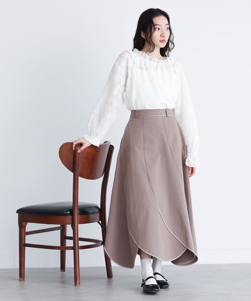 somari imagination(ソマリ イマジネーション)の「『チュールテープフラワー刺繍シアーブラウス』(シャツ/ブラウス・レディース・ブラック/オフホワイト・2/1)」の16枚目の写真