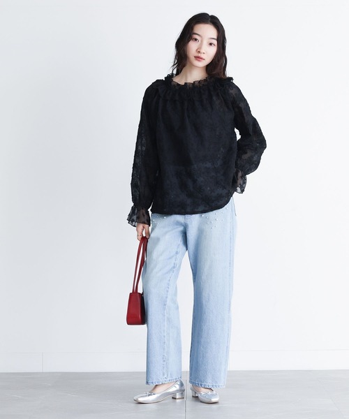 somari imagination(ソマリ イマジネーション)の「『チュールテープフラワー刺繍シアーブラウス』(シャツ/ブラウス・レディース・ブラック/オフホワイト・2/1)」の10枚目の写真