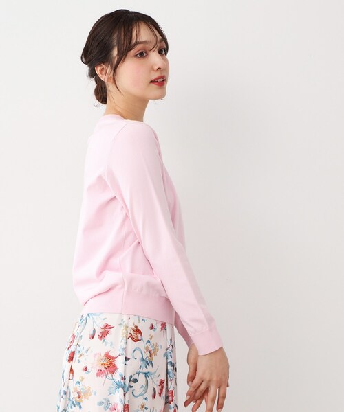 LAURA ASHLEY（ローラアシュレイ）の「【同素材アイテムあり】ソフトタッチ 無地カラーニット（ニット/セーター・レディース・ライトグレー/ピンク・38/40）」の7枚目の写真