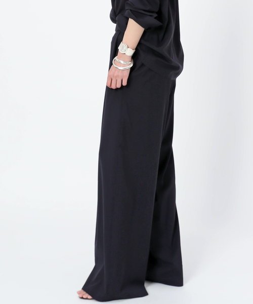 AP STUDIO（エーピーストゥディオ）の「SPWOOL パンツ（スラックス・レディース・ネイビー・38/36/34）」の2枚目の写真