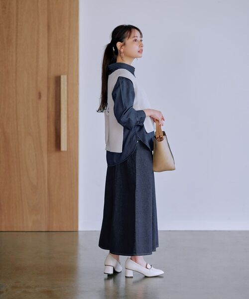COHINA(コヒナ)の「フロントボタンセミフレアデニムスカート 【低身長・小柄女性】(デニムスカート・レディース・ブルー/ネイビー/グレー・XS-Short/S-Short/XS-Regular/S-Regular)」の9枚目の写真