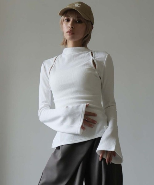 Ulysses（ユリシス）の「カットアウトハイネックカットソー（Tシャツ/カットソー・レディース・ブラック/グレー/ホワイト/キャメル・M/L）」の2枚目の写真