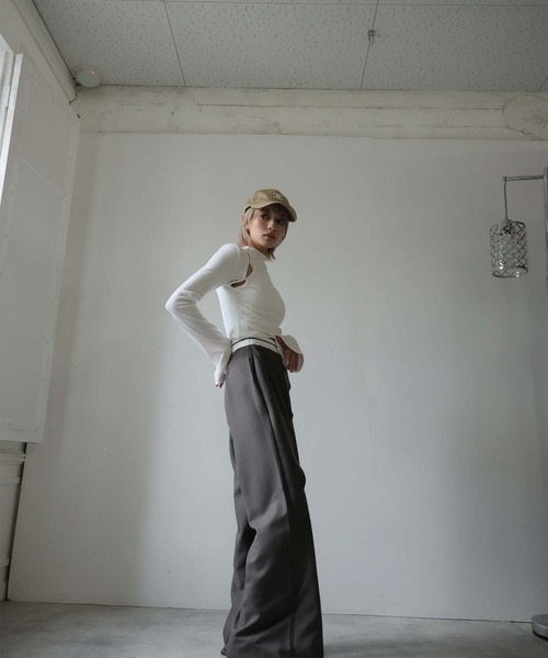 Ulysses（ユリシス）の「カットアウトハイネックカットソー（Tシャツ/カットソー・レディース・ブラック/グレー/ホワイト/キャメル・M/L）」の11枚目の写真