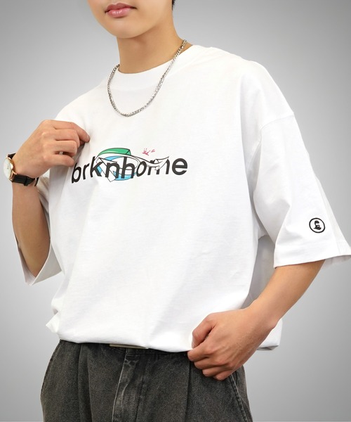 L'atelier（ラトリエ）の「グラフィック プリント Tシャツ（Tシャツ/カットソー・メンズ・ホワイト系2/ホワイト系1/ブラック系1/ブラック系2・L/M）」の3枚目の写真