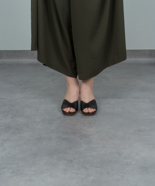 FABIO RUSCONI（ファビオルスコーニ）の「【FABIO RUSCONI/ファビオルスコーニ】ミュール サンダル 本革（サンダル・レディース・ブラック・39/36/37/38）」の7枚目の写真