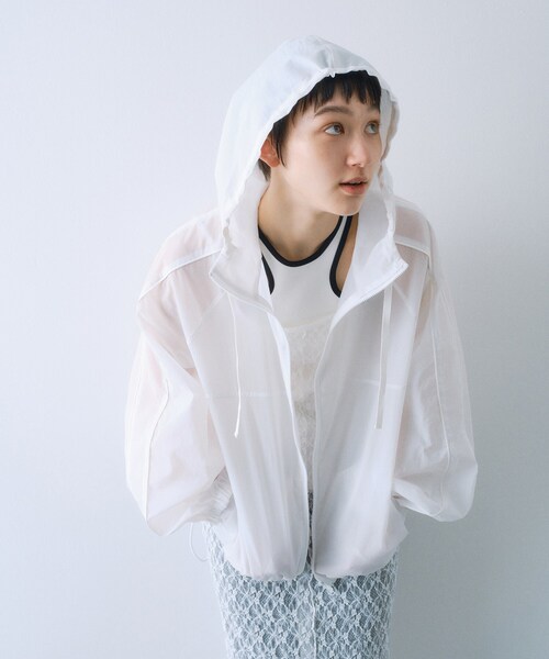CODE A（コードエー）の「sheer sporty blouson（ブルゾン・レディース・ブラック/ホワイト/グレー・00）」の2枚目の写真