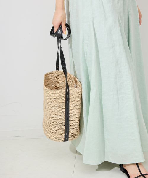 MADE IN MADA（メイドインマダ）の「MADE IN MADA/メイドインマダ SLOBE別注 ALICE STITCH BAG（かごバッグ・レディース・ベージュ・FREE）」の2枚目の写真