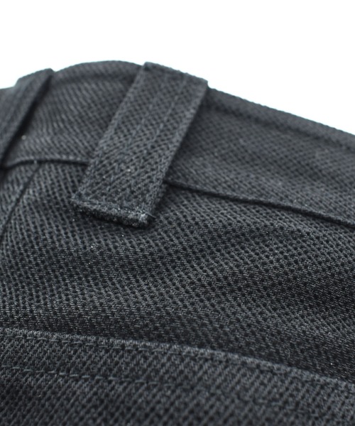 blackmeans(ブラックミーンズ)の「blackmeans LABORATORY R別注 “Dot Pattern” フレアパンツ(デニムパンツ・メンズ・ブラック・3)」の4枚目の写真