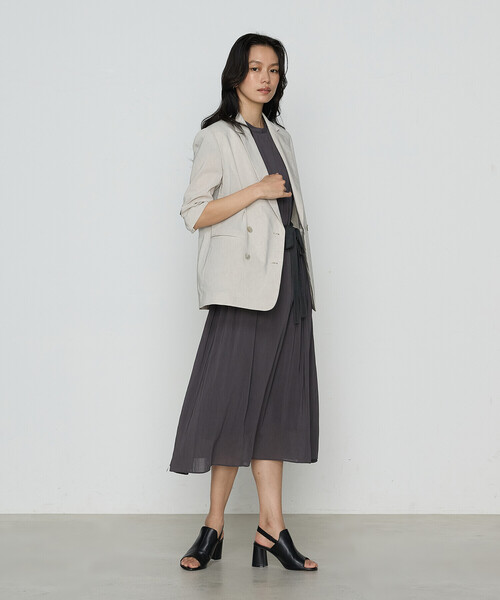 K.T KIYOKO TAKASE（キヨコタカセ）の「リネン ジャケット（テーラードジャケット・レディース・ベージュ/チャコール・11号/7号/9号）」の15枚目の写真