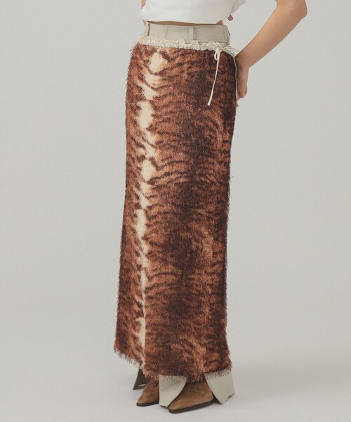 Ray BEAMS（レイビームス）の「フリンジ ファー タイトスカート（スカート・レディース・ブラック/ダークブラウン・ONE SIZE）」の13枚目の写真