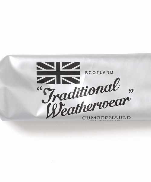 Traditional Weatherwear（トラディショナルウェザーウェア）の「《WEB限定/追加》TRADITIONAL WEATHERWEAR LIGHT WEIGHT UMBRELLA 晴雨兼用傘（折りたたみ傘・レディース・シルバー/ゴールド・FREE）」の13枚目の写真