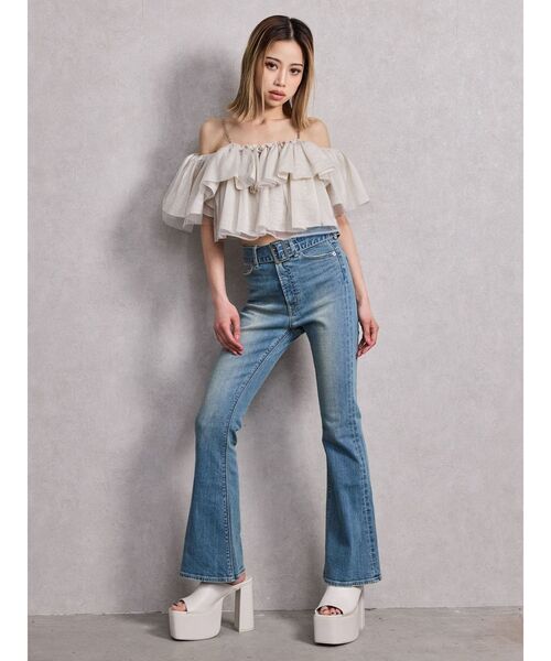 GYDA（ジェイダ）の「ハイウエストBACKレースアップフレアデニムパンツ（デニムパンツ・レディース・ブラック/ライトブルー・X-SMALL/SMALL/MEDIUM）」の7枚目の写真