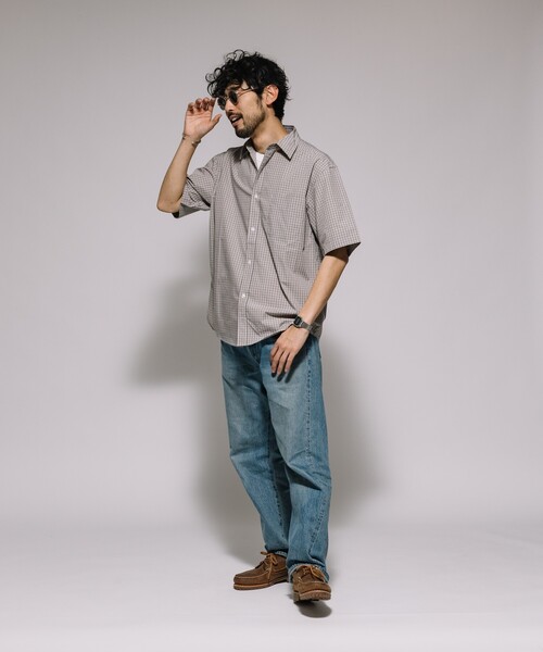 FREAK'S STORE(フリークスストア)の「タイプライター レギュラーカラー ショートスリーブ チェックシャツ/リラックスフィット(シャツ/ブラウス・メンズ・ブラウン/ベージュ/ブラック・LARGE/MEDIUM/SMALL)」の19枚目の写真