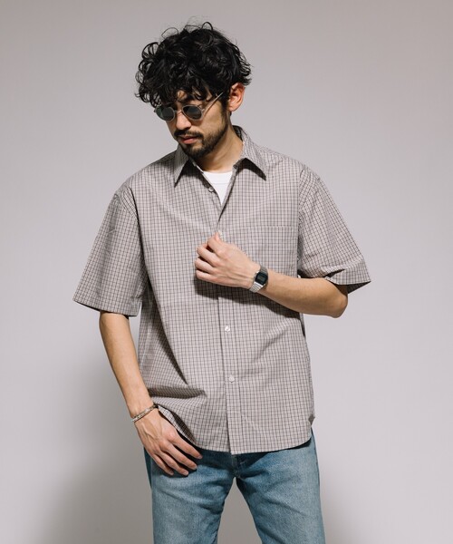 FREAK'S STORE(フリークスストア)の「タイプライター レギュラーカラー ショートスリーブ チェックシャツ/リラックスフィット(シャツ/ブラウス・メンズ・ブラウン/ベージュ/ブラック・LARGE/MEDIUM/SMALL)」の12枚目の写真