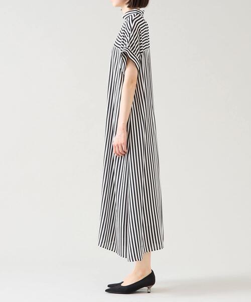 Tiara（ティアラ）の「ストライププリントバイカラーベルトワンピース（ワンピース・レディース・ホワイト・FREE）」の12枚目の写真