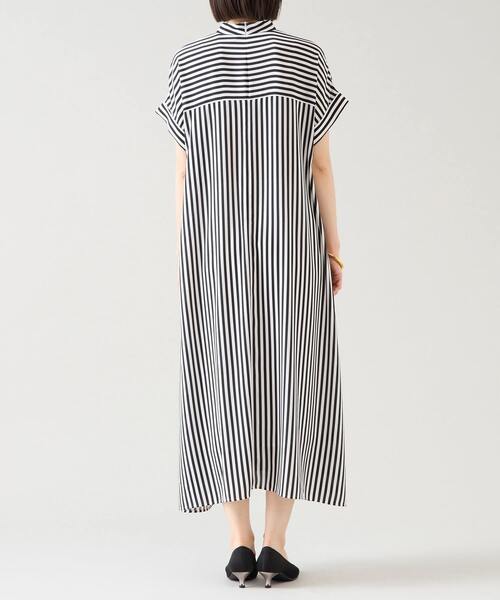 Tiara（ティアラ）の「ストライププリントバイカラーベルトワンピース（ワンピース・レディース・ホワイト・FREE）」の13枚目の写真