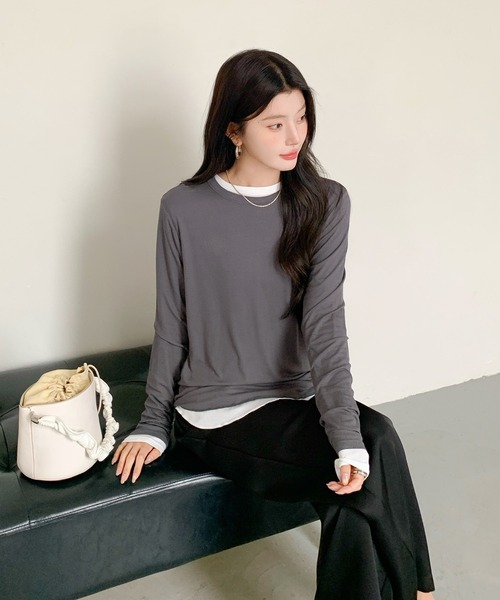 by LEGNA(バイレグナ)の「ラウンドヘム カットソー|長め丈 薄手ストレッチ(Tシャツ/カットソー・レディース・オフホワイト/杢グレー/チャコール/ライトイエロー/ブラック・FREE)」の21枚目の写真