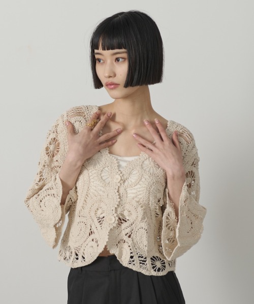 AIC.(エーアイシー)の「クロシェスカラップショートカーディガン(カーディガン/ボレロ・レディース・キナリ/ブラック・FREE)」の13枚目の写真