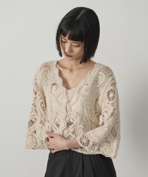 AIC.(エーアイシー)の「クロシェスカラップショートカーディガン(カーディガン/ボレロ・レディース・キナリ/ブラック・FREE)」の14枚目の写真