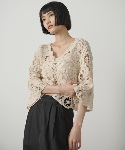 AIC.(エーアイシー)の「クロシェスカラップショートカーディガン(カーディガン/ボレロ・レディース・キナリ/ブラック・FREE)」の15枚目の写真