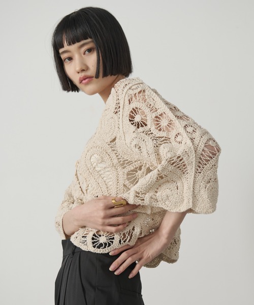 AIC.(エーアイシー)の「クロシェスカラップショートカーディガン(カーディガン/ボレロ・レディース・キナリ/ブラック・FREE)」の10枚目の写真