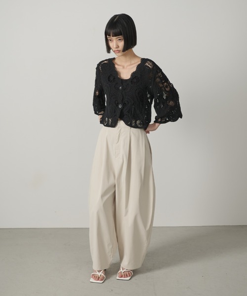 AIC.(エーアイシー)の「クロシェスカラップショートカーディガン(カーディガン/ボレロ・レディース・キナリ/ブラック・FREE)」の5枚目の写真