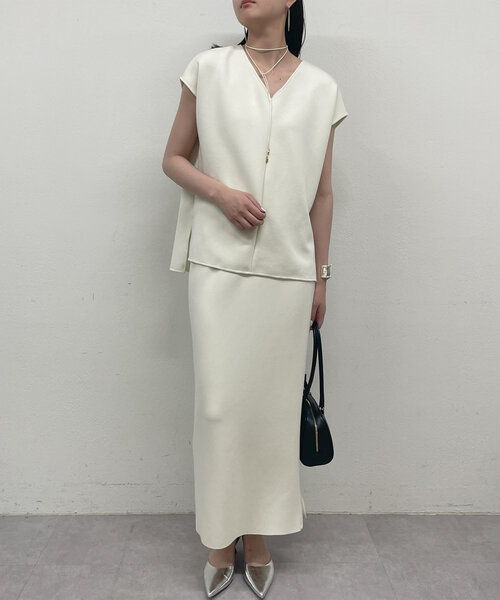 LOUNGEDRESS（ラウンジドレス）の「ポンチフレンチプルオーバー（Tシャツ/カットソー・レディース・アイボリー/ブラック・FREE）」の14枚目の写真