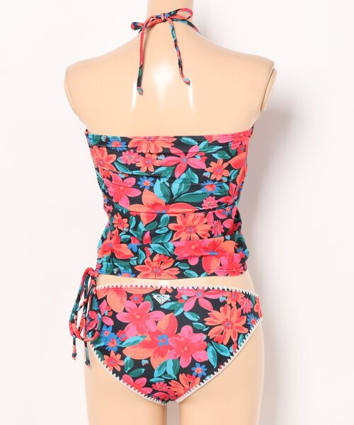 ROXY（ロキシー）の「【ROXY/ロキシー】24SS ARENA TRI/水陸両用三角ブラトップ・ショーツ・ドローコード付きマルチウェイスカート3点セット(水着)（水着・レディース・レッド/ピンク/グリーン・MEDIUM/SMALL/LARGE）」の6枚目の写真