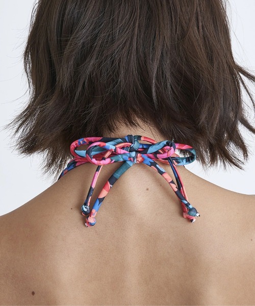 ROXY（ロキシー）の「【ROXY/ロキシー】24SS ARENA TRI/水陸両用三角ブラトップ・ショーツ・ドローコード付きマルチウェイスカート3点セット(水着)（水着・レディース・レッド/ピンク/グリーン・MEDIUM/SMALL/LARGE）」の15枚目の写真