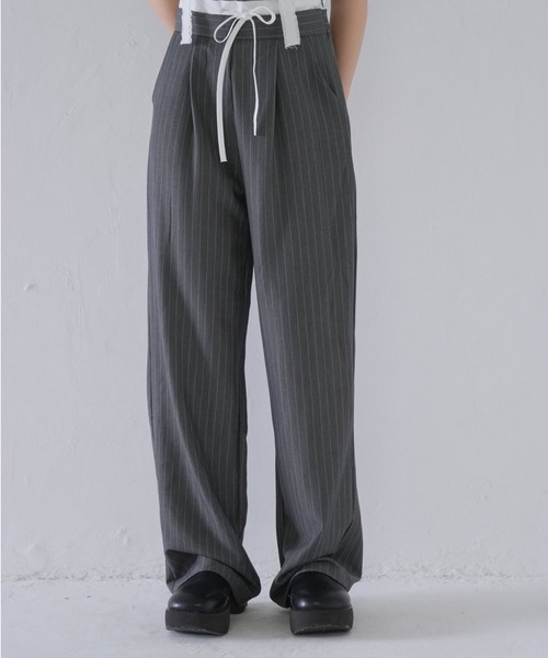 Uenui（ウニュイ）の「ストライプ ワイド パンツ（その他パンツ・レディース・グレー/ネイビー・FREE）」の3枚目の写真