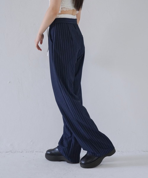 Uenui（ウニュイ）の「ストライプ ワイド パンツ（その他パンツ・レディース・グレー/ネイビー・FREE）」の12枚目の写真