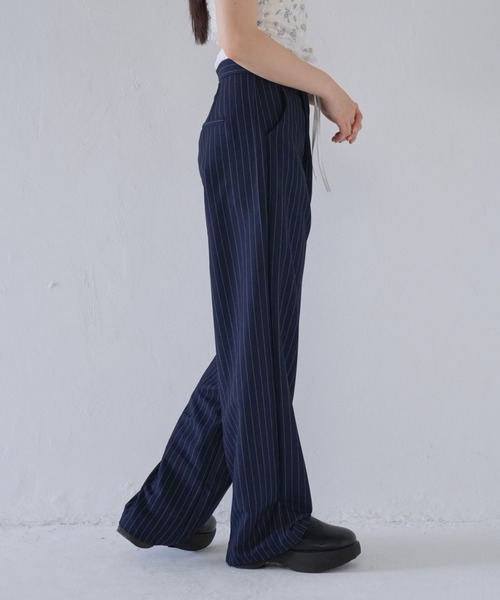 Uenui（ウニュイ）の「ストライプ ワイド パンツ（その他パンツ・レディース・グレー/ネイビー・FREE）」の15枚目の写真