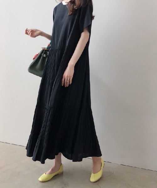 VIBGYOR(ヴィブジョー)の「urbanfemine./ダブルプリーツワンピース U7082(ワンピース・レディース・ベージュ/ブラック/ブルー/ネイビー・FREE)」の6枚目の写真