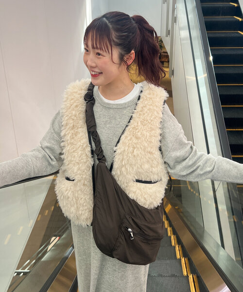 CIAOPANIC TYPY（チャオパニックティピー）の「【yukino企画】ナイロンギャザーショルダーポケット付きショルダー（トートバッグ・レディース・イエロー/チャコールグレー/オフホワイト/サックスブルー・ONE SIZE）」の14枚目の写真