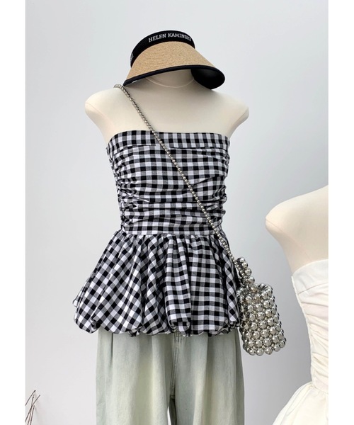 SALTMINT(ソルトミント)の「《韓国ファッション》2wayぺプラムチューブトップ-上品カジュアルな大人の一枚-(チューブトップ・レディース・ホワイト/ブラック/ベージュ/ホワイト×ブラック・FREE)」の2枚目の写真