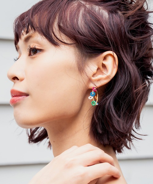 anap mimpi(アナップミンピ)の「カラービーズ フラワー フープ ピアス(ピアス(両耳用)・レディース・マルチ・FREE)」の4枚目の写真