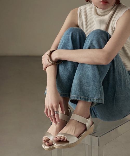Fashion Letter(ファッションレター)の「日本製 ストラップ付き スポーツサンダル レディース(サンダル・レディース・ブラック/ゴールド/ブロンズ・LL/L/M/S)」の13枚目の写真