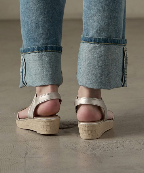 Fashion Letter(ファッションレター)の「日本製 ストラップ付き スポーツサンダル レディース(サンダル・レディース・ブラック/ゴールド/ブロンズ・LL/L/M/S)」の19枚目の写真