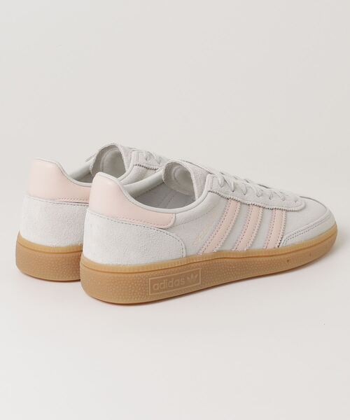 adidas（アディダス）の「HANDBALL SPEZIAL W / ハンドボールスペツィアル スニーカー アディダスオリジナルス adidas Originals（スニーカー・レディース・グレー/ピンク・22.0cm/22.5cm/23.0cm/23.5cm/24.0cm/24.5cm/25.0cm/25.5cm/26.0cm/26.5cm/27.0cm/27.5cm/28.0cm/28.5cm）」の10枚目の写真