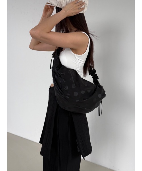 Didot.showroom（ディドット ショールーム）の「ワントーンドットクロスバッグ（ボディバッグ/ウエストポーチ・レディース・ブラック・FREE）」の15枚目の写真